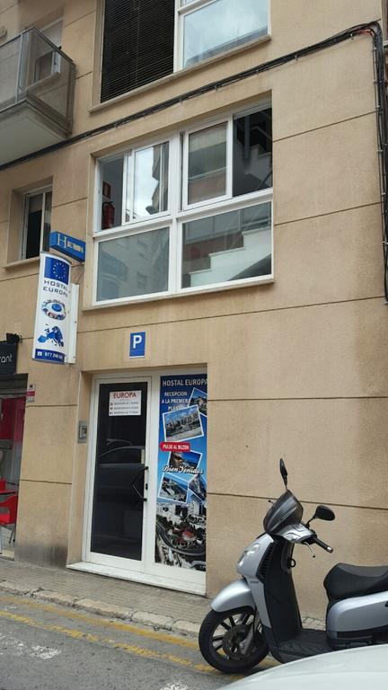 Hostal Europa Tarragona Exterior foto